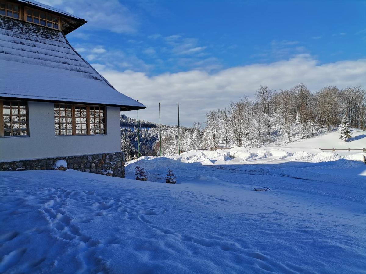 Carobni Breg Hotell Mokra Gora Exteriör bild